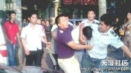 辽阳城管暴力执法